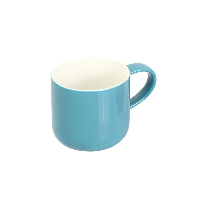 TE-189, Taza fabricada en cerámica con acabado brilloso. Capacidad de 240 ml. El acabado glossy le confiere un brillo y una apariencia pulida, resaltando la belleza de la cerámica y añadiendo un toque de sofisticación a tu experiencia de café