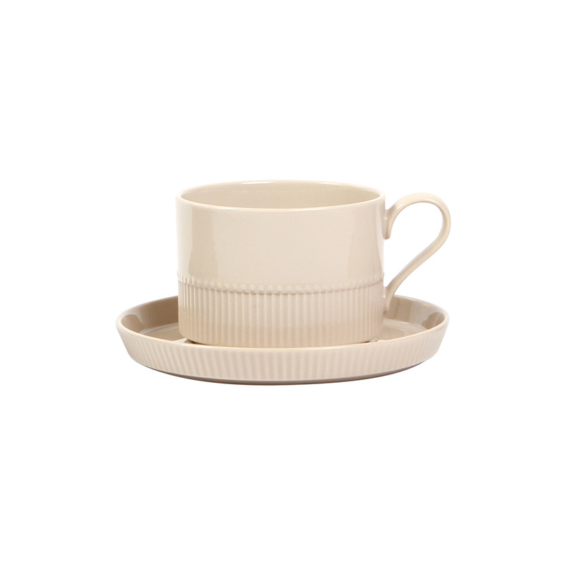TE-194, Juego de té, incluye taza con plato fabricados en porcelana, con detalle en rayas y diseño glowy.